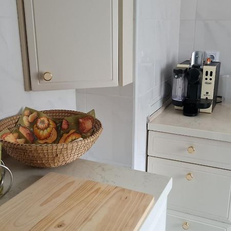 Ferienwohnung Mit Individueller Ausstattung - Jedes Zimmer Ist Anders Erfurt Luaran gambar