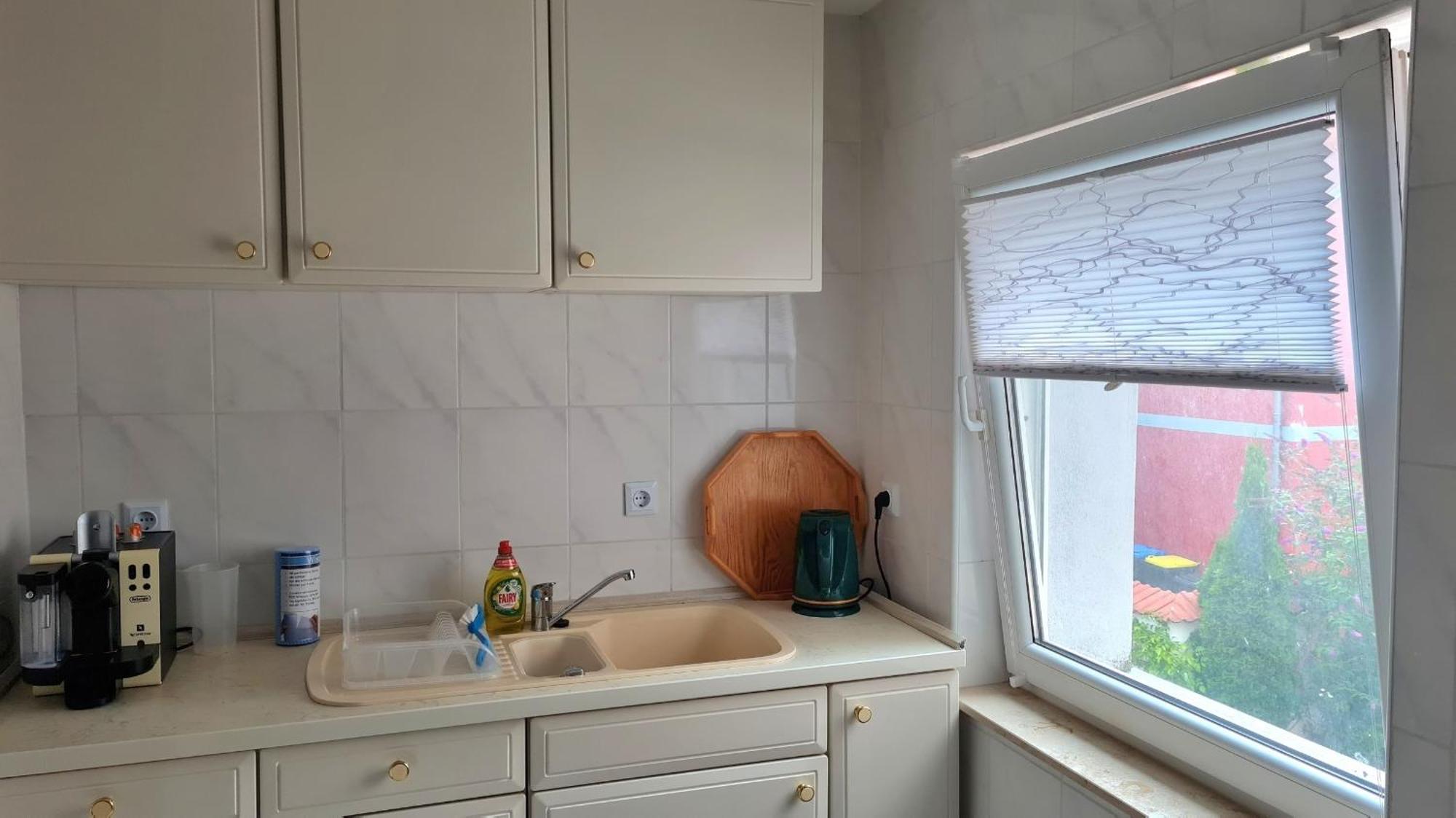 Ferienwohnung Mit Individueller Ausstattung - Jedes Zimmer Ist Anders Erfurt Luaran gambar